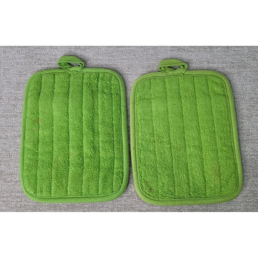 Crate & Barrel 8pc Kitchen Set Lime Green Oven Mitts Pot Holders Dish Towels